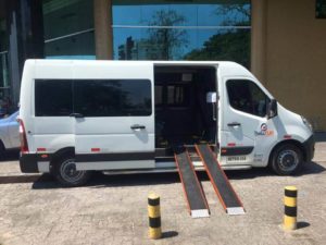 veículo para cadeirantes